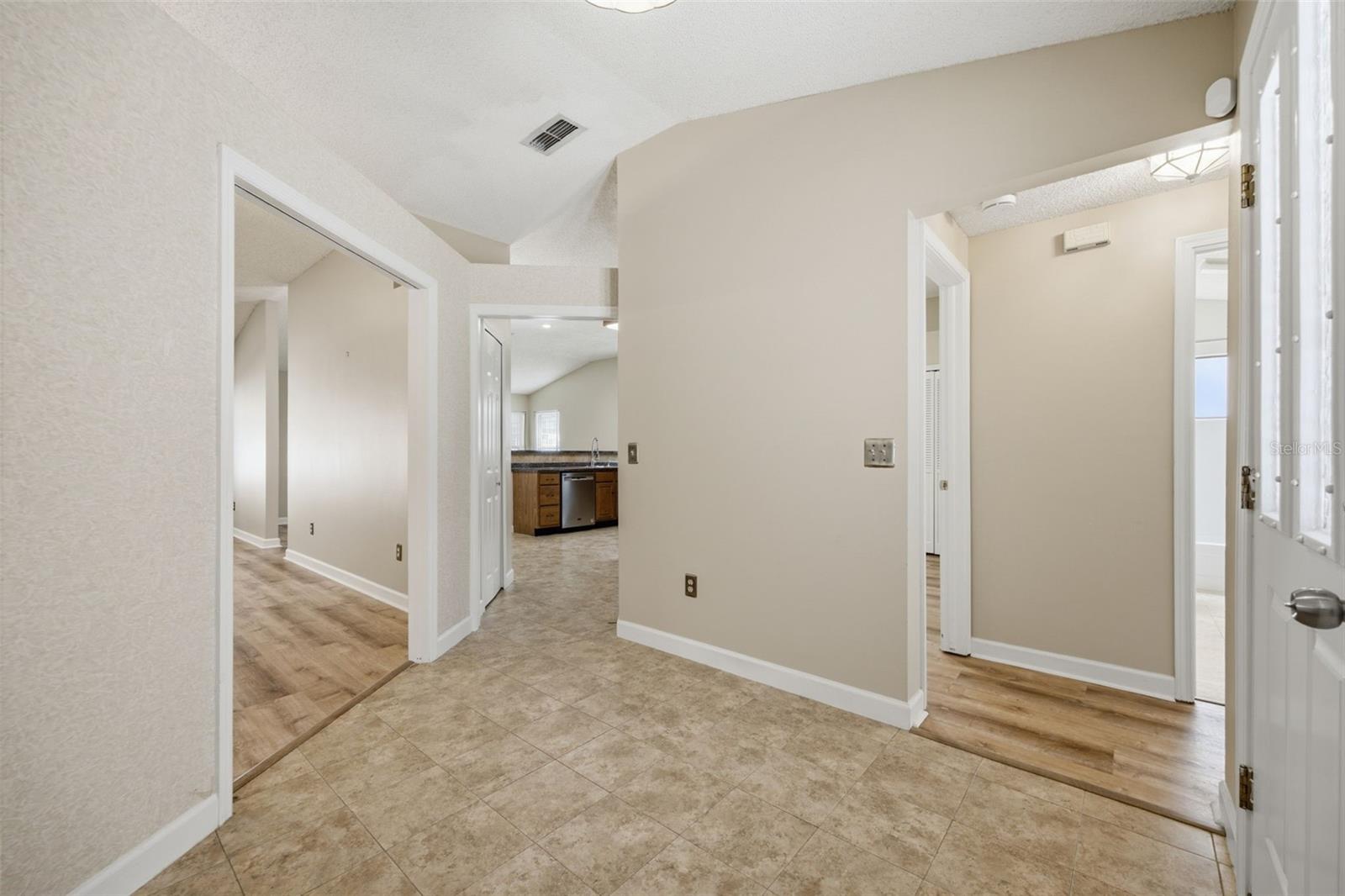 KINGSWAY OAKS PH 1 - Residential