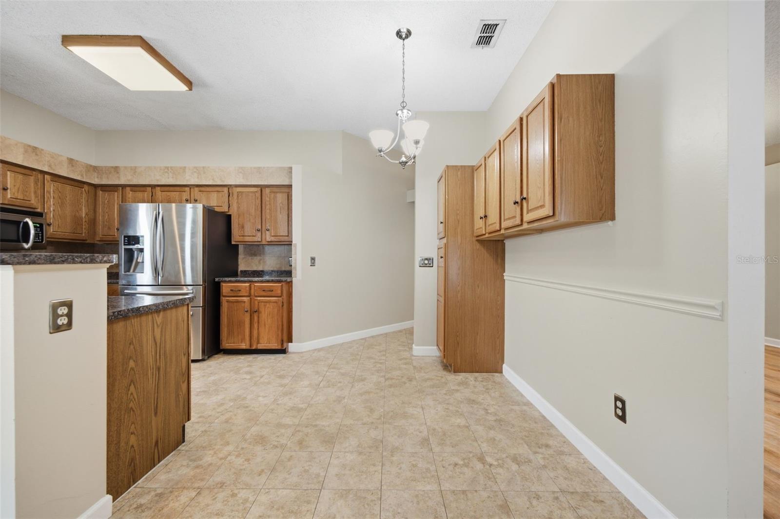 KINGSWAY OAKS PH 1 - Residential