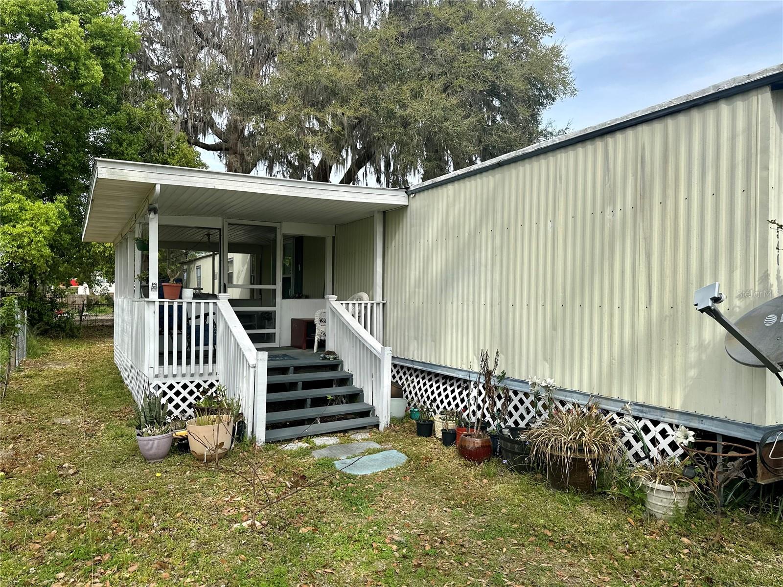 DEKLES 1ST ADD - Residential