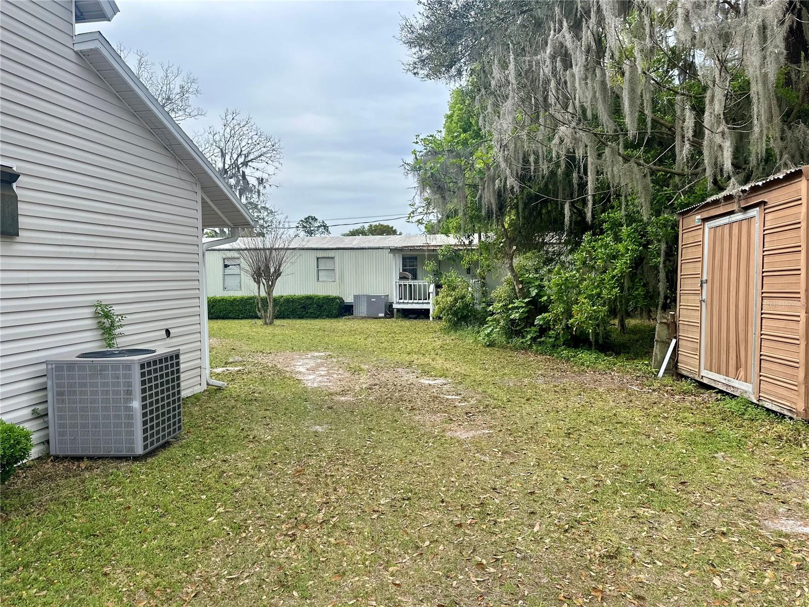 DEKLES 1ST ADD - Residential