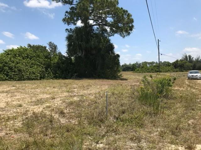 CAPE CORAL - Land