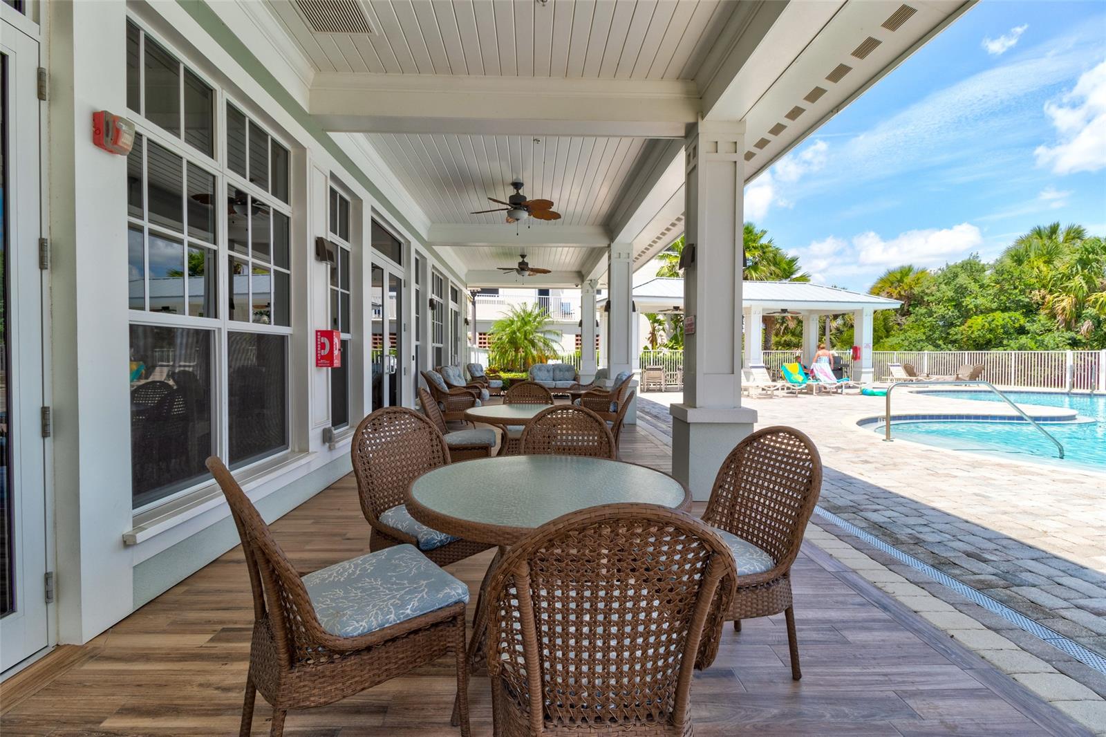 Riverwalk/Coronado Island Bldg - Residential