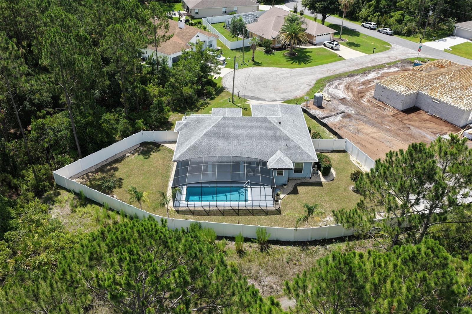 04 FAIRWAYS - Residential