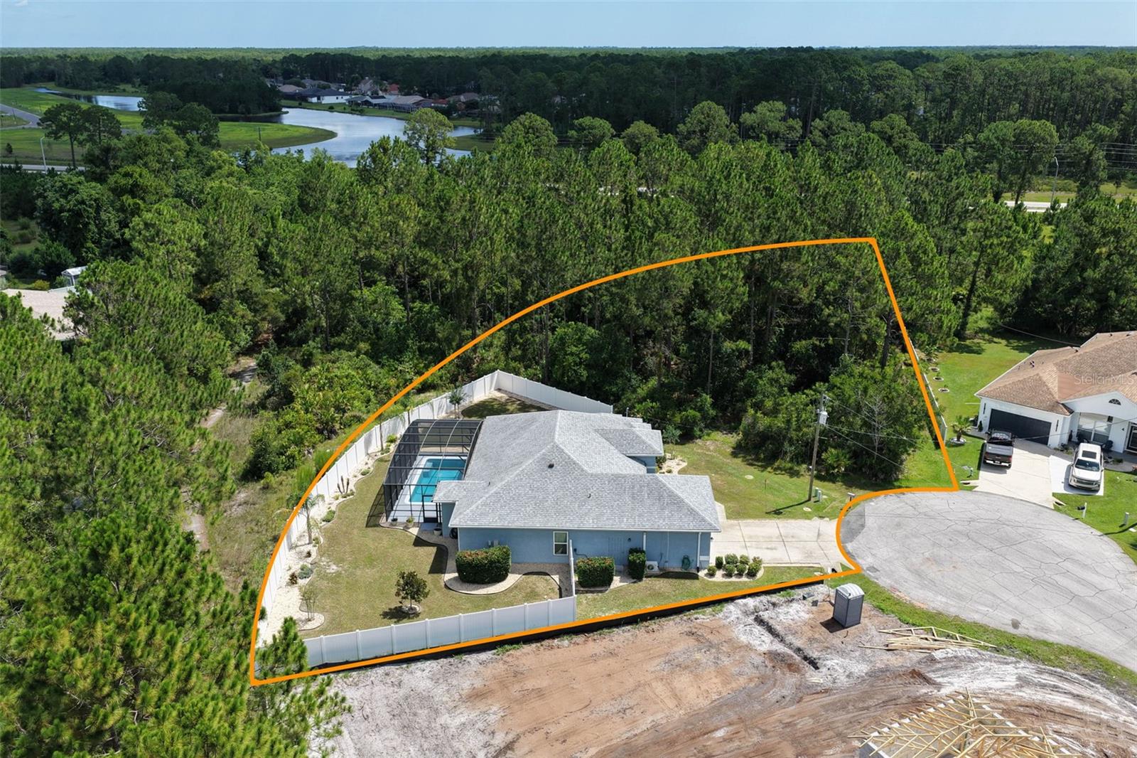 04 FAIRWAYS - Residential