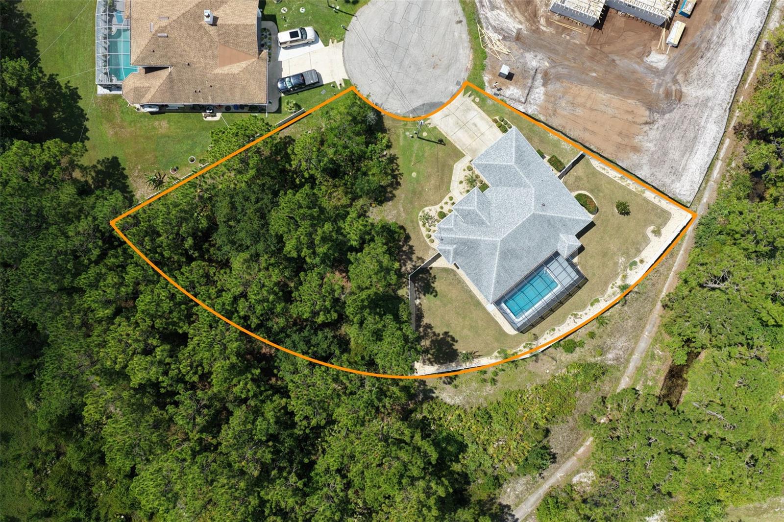 04 FAIRWAYS - Residential