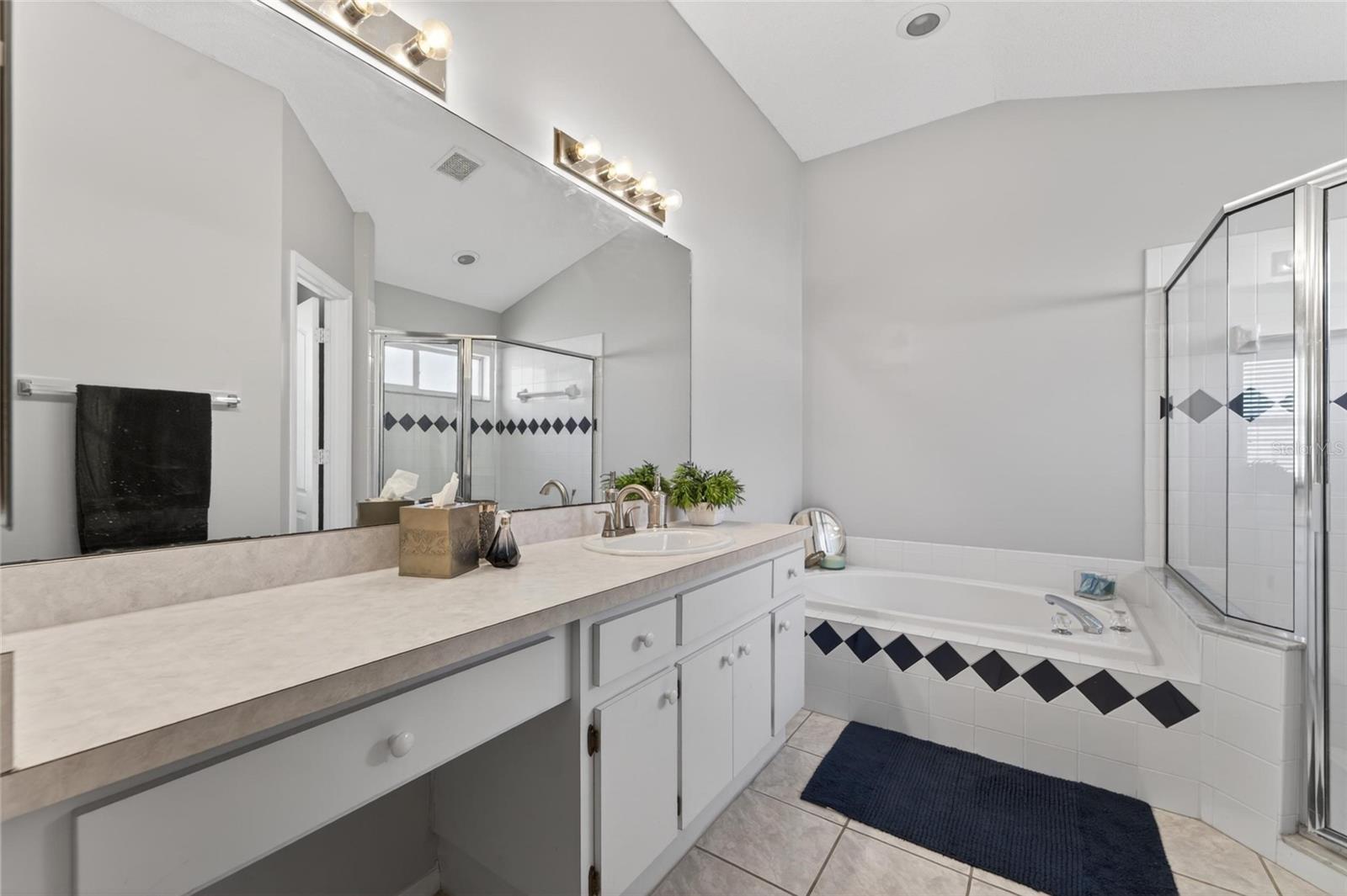 OAK GLEN SUB - Residential