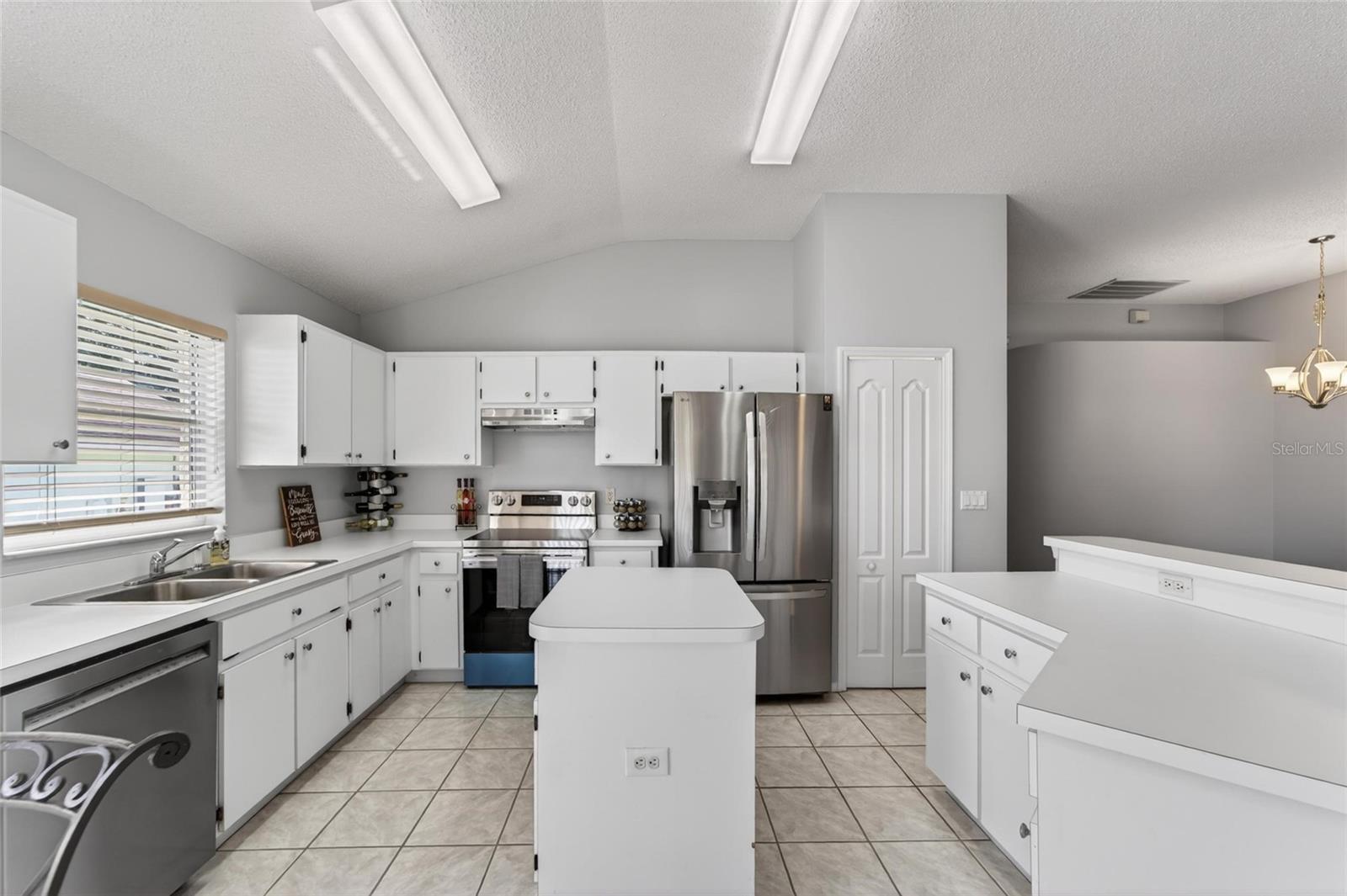 OAK GLEN SUB - Residential