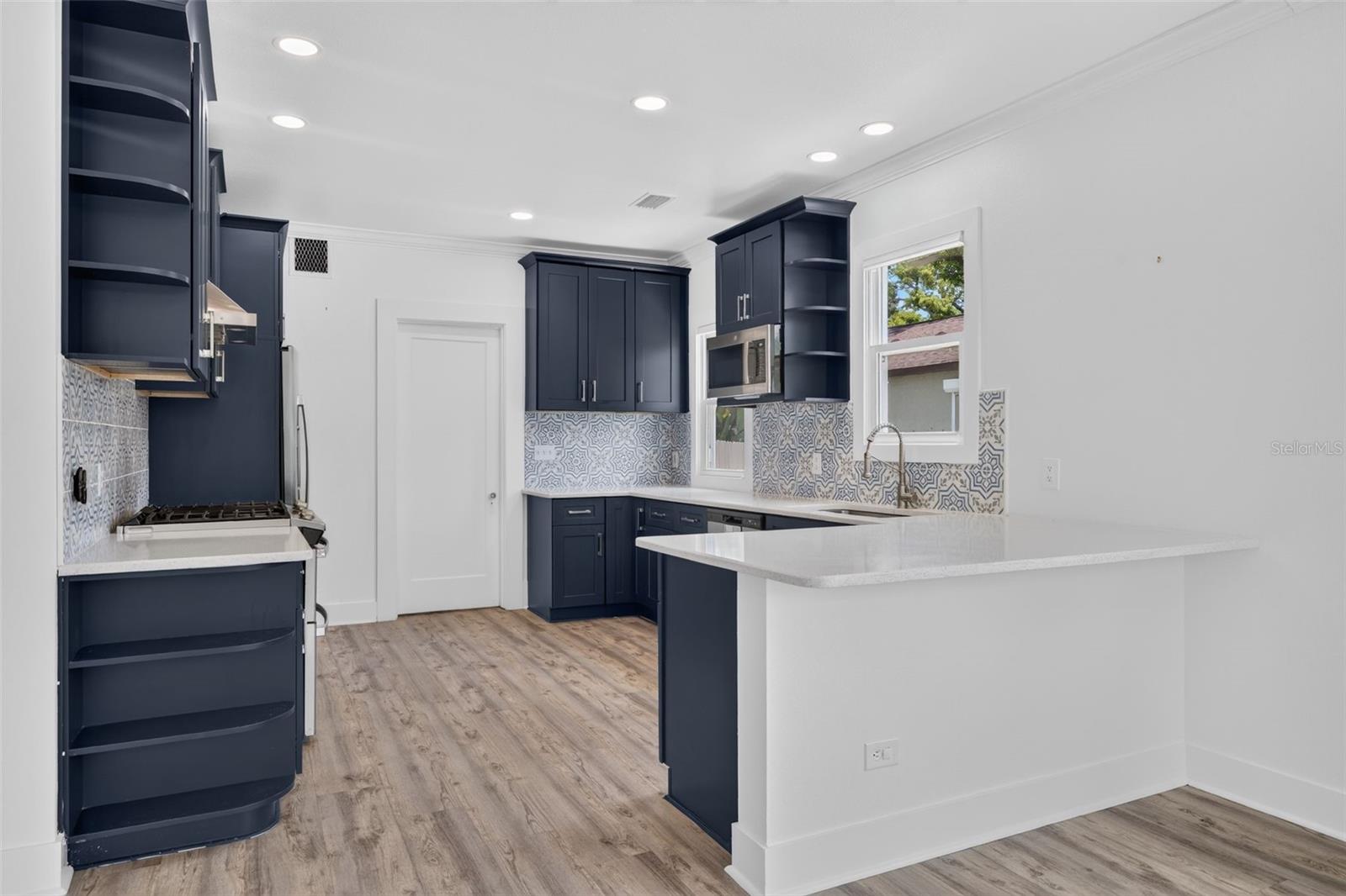 ST PETERSBURG INVESTMENT CO SUB - Residential