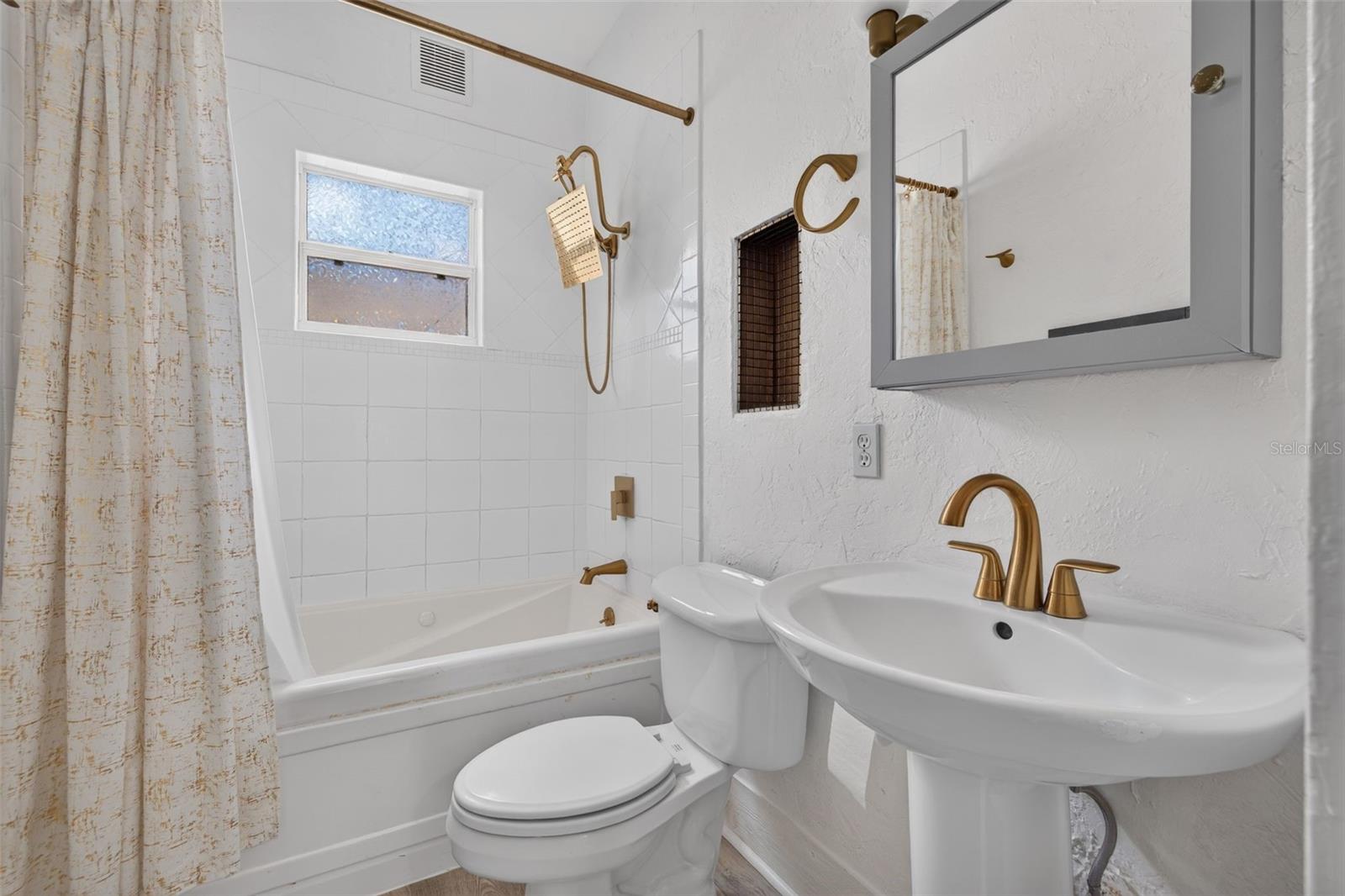 ST PETERSBURG INVESTMENT CO SUB - Residential