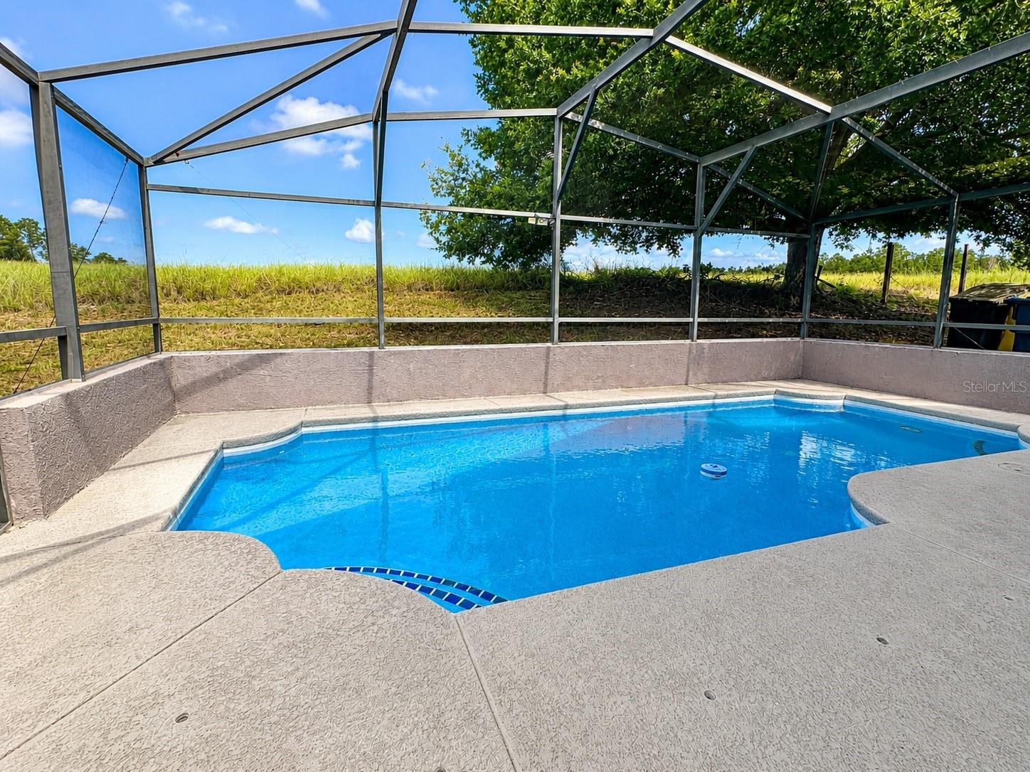 ROYAL RIDGE PH 03 - Residential
