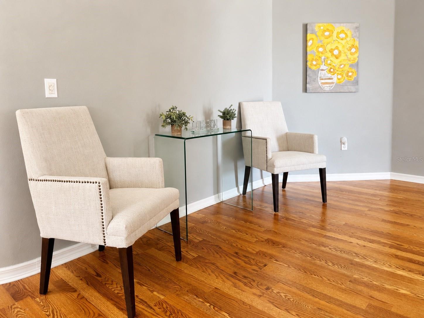 ROYAL RIDGE PH 03 - Residential