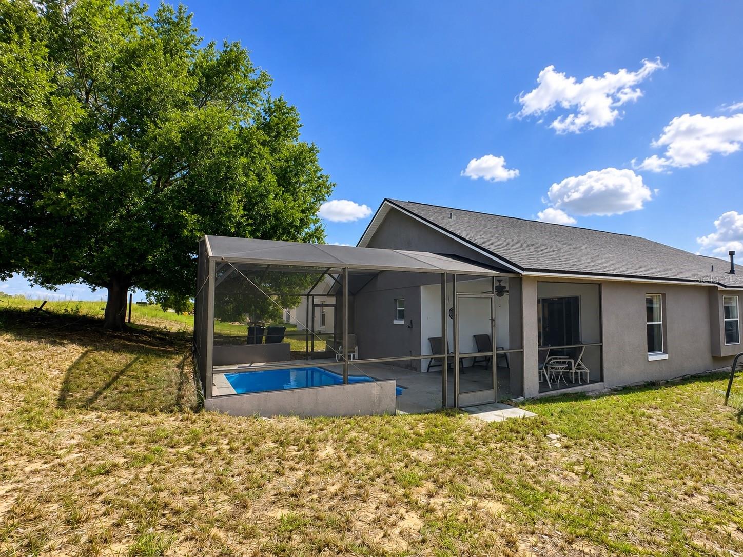 ROYAL RIDGE PH 03 - Residential