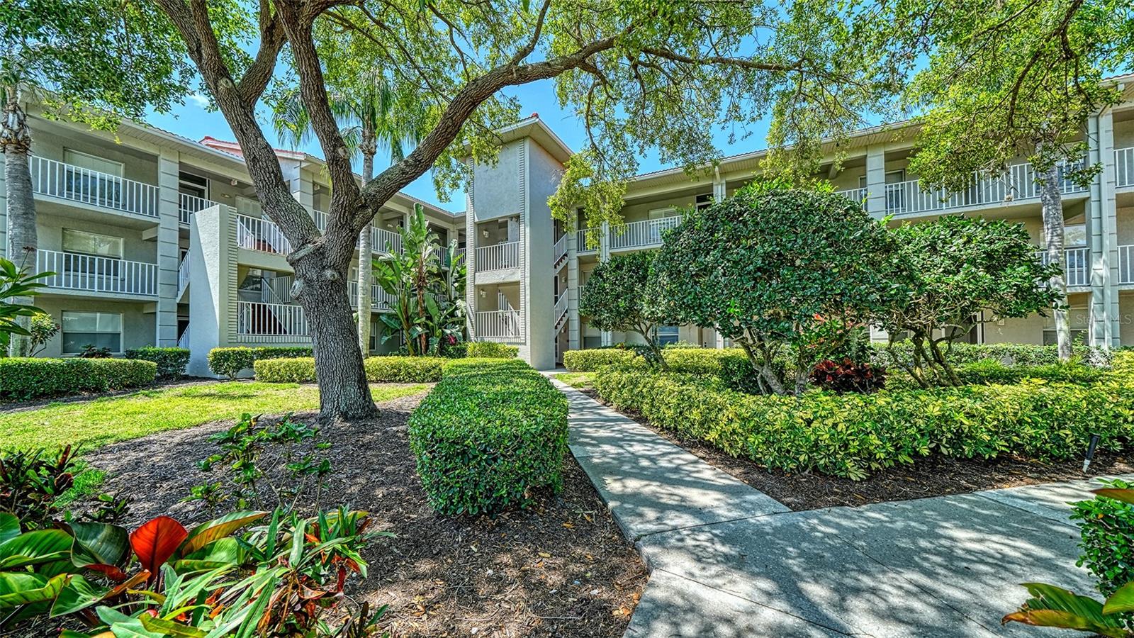STONEYBROOK CLUBSIDE 3 - Residential