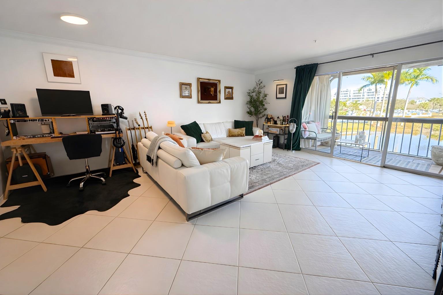 AUDUBON CONDO AT FEATHER SOUND - Residential