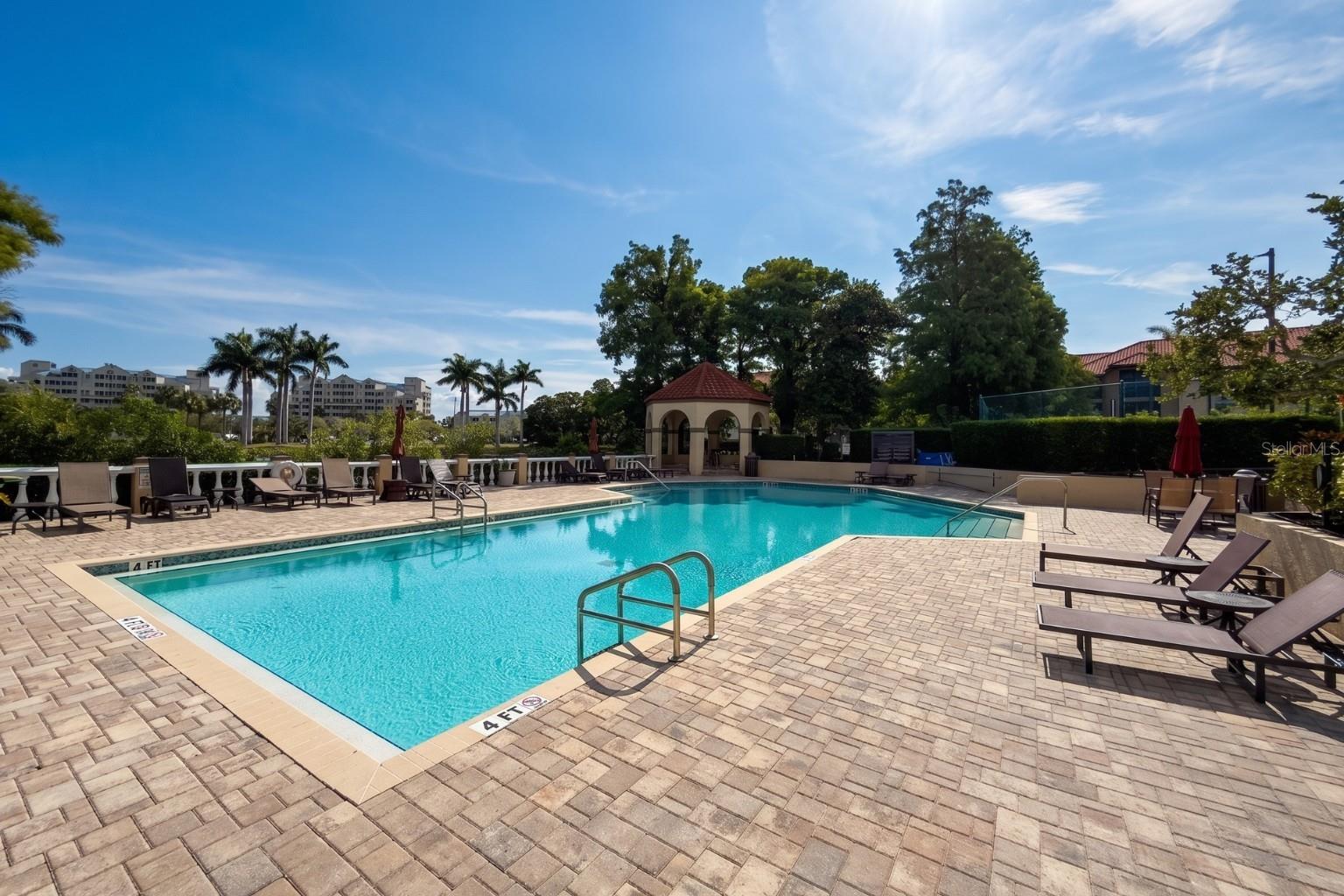 AUDUBON CONDO AT FEATHER SOUND - Residential