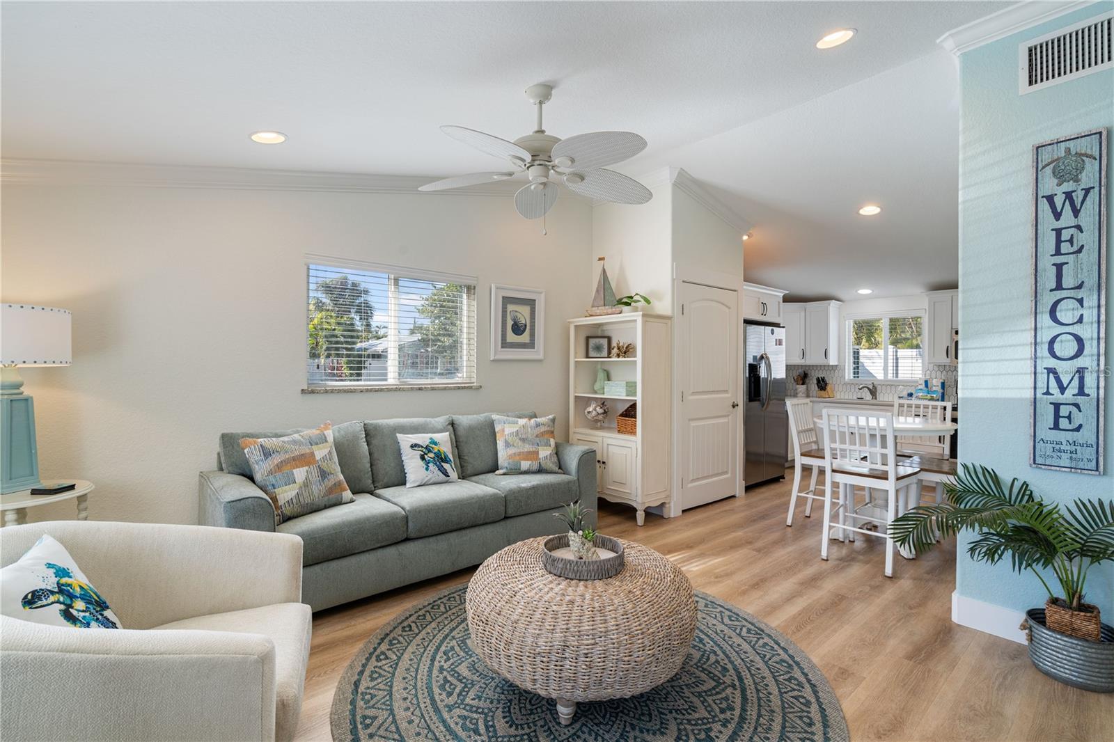 SUNSET VILLAS ON AVE E - Residential