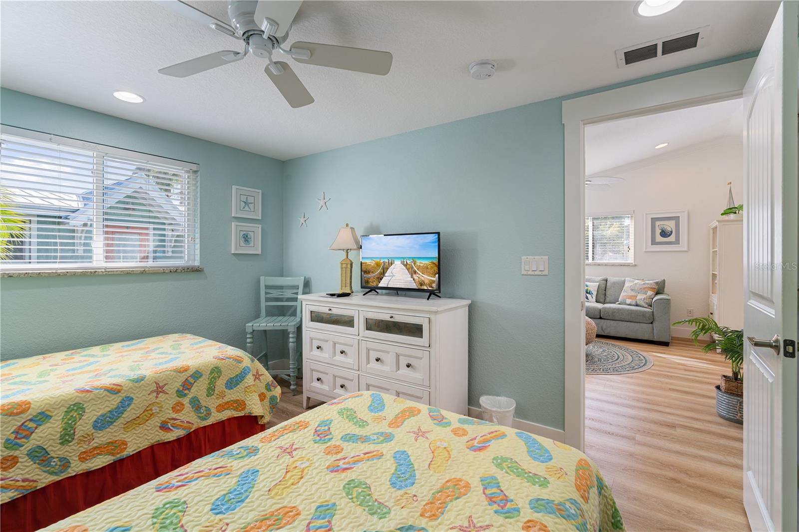 SUNSET VILLAS ON AVE E - Residential
