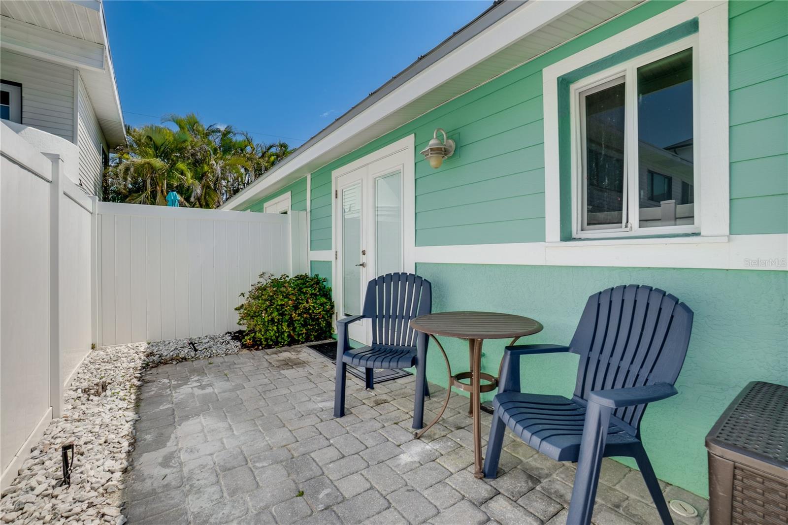SUNSET VILLAS ON AVE E - Residential