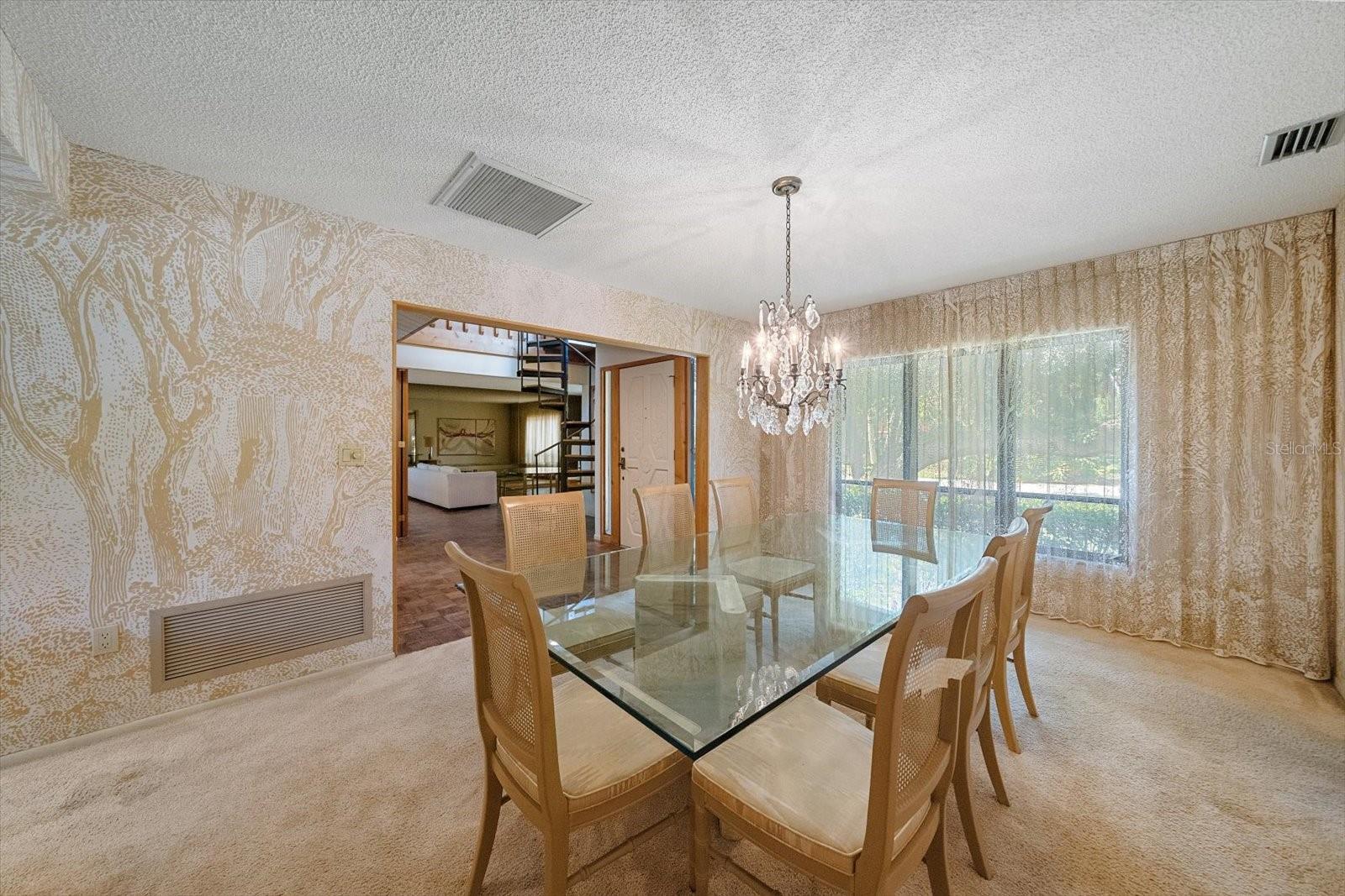 SHADOW OAKS - Residential