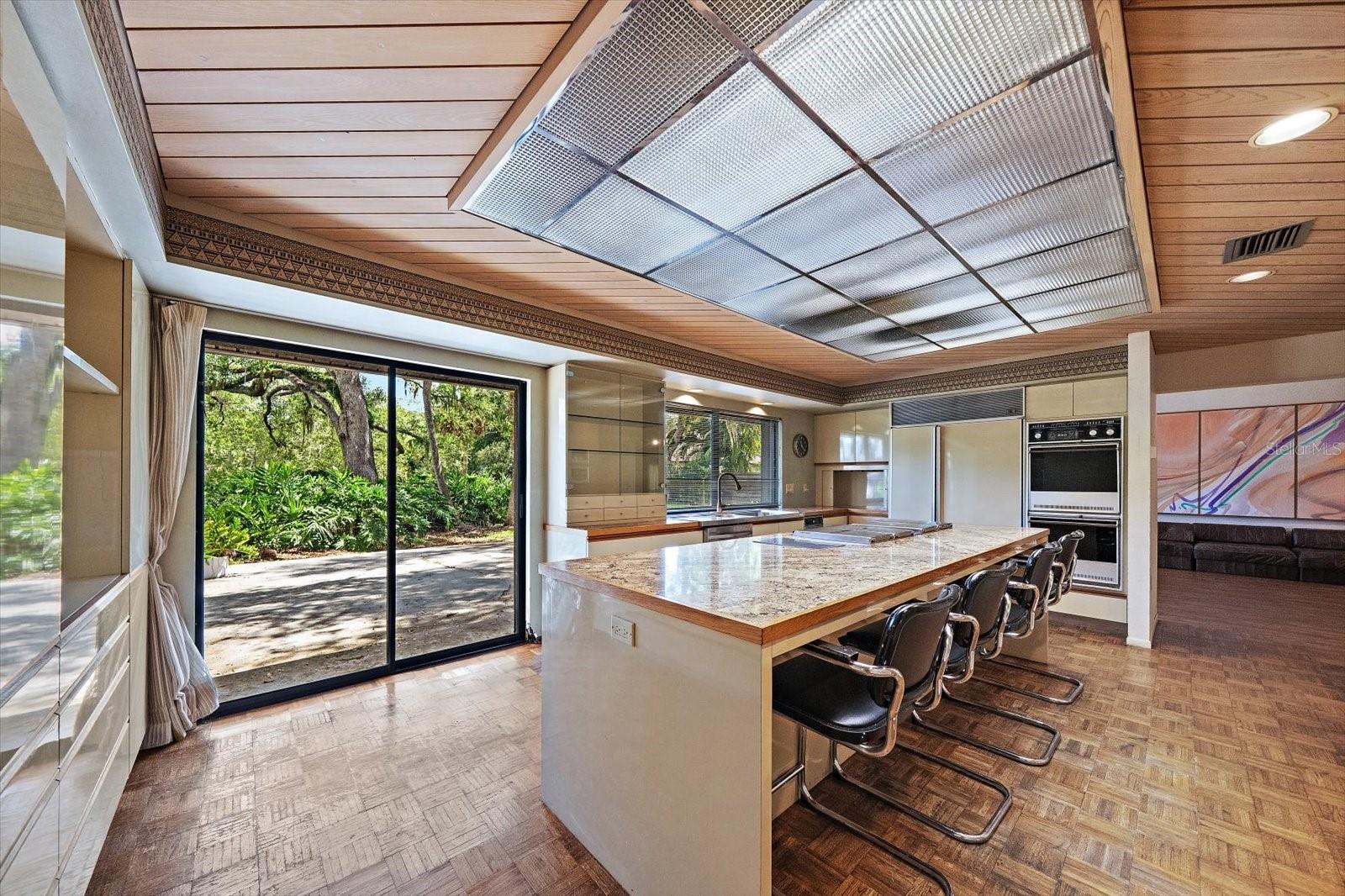 SHADOW OAKS - Residential