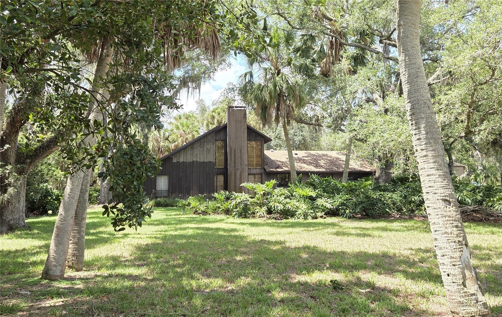 SHADOW OAKS - Residential