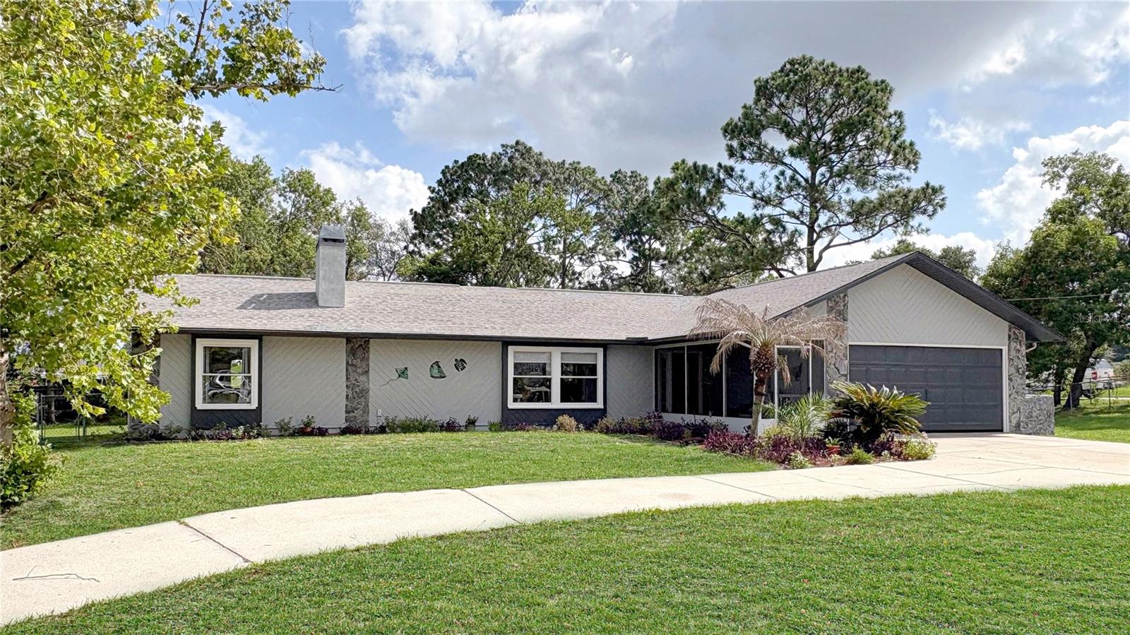 SPRING HILL - Residential
