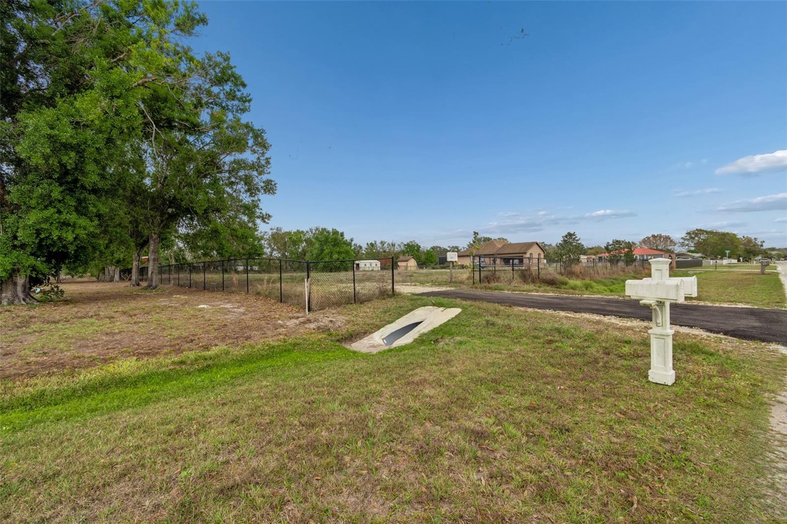 SADDLEHORN ESTATES - Land
