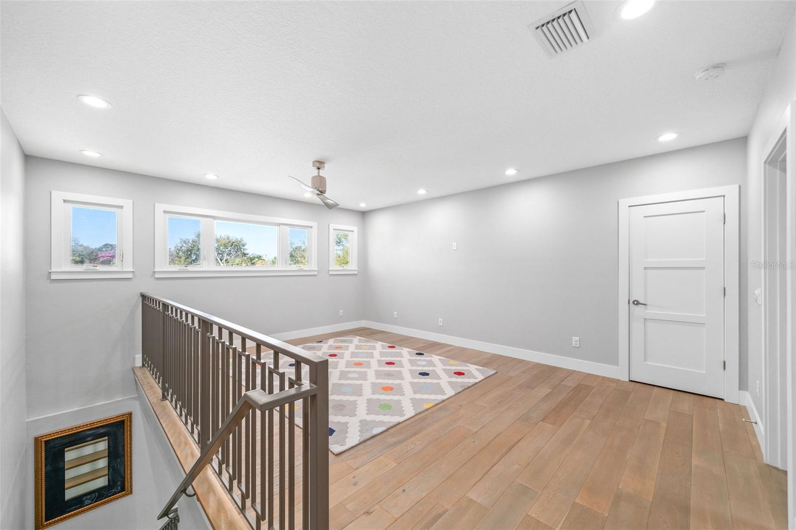 ARDSLEY MANOR SUB - Residential