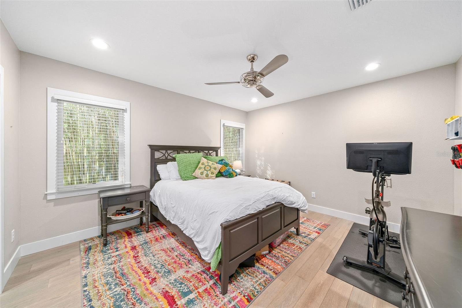 ARDSLEY MANOR SUB - Residential
