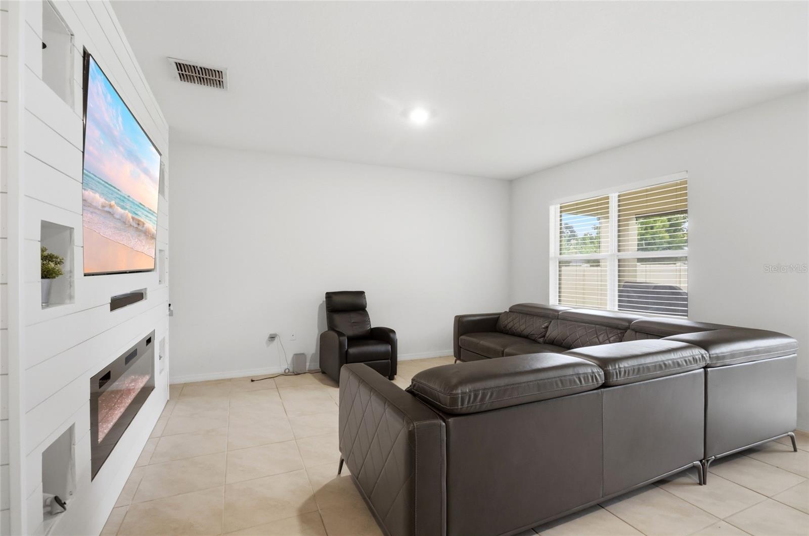 HAMMOCK RESERVE PH 1 - Residential