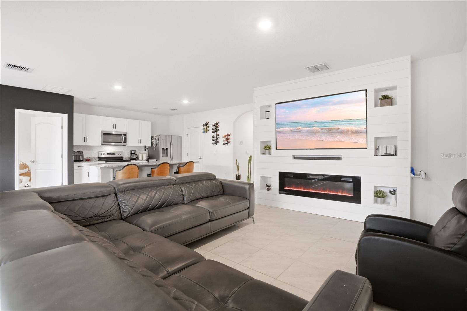 HAMMOCK RESERVE PH 1 - Residential