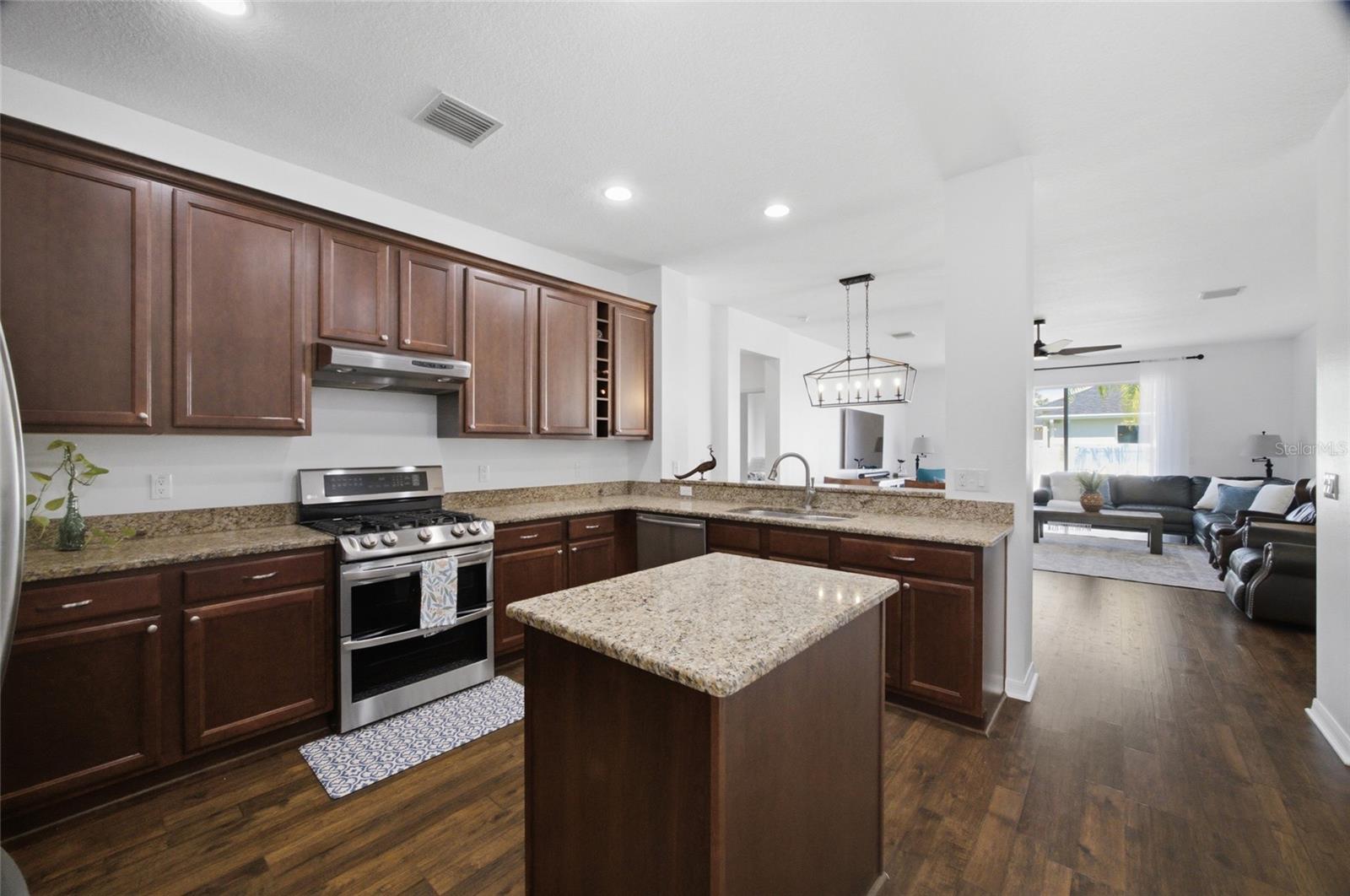 WALDEN POINTE - Residential
