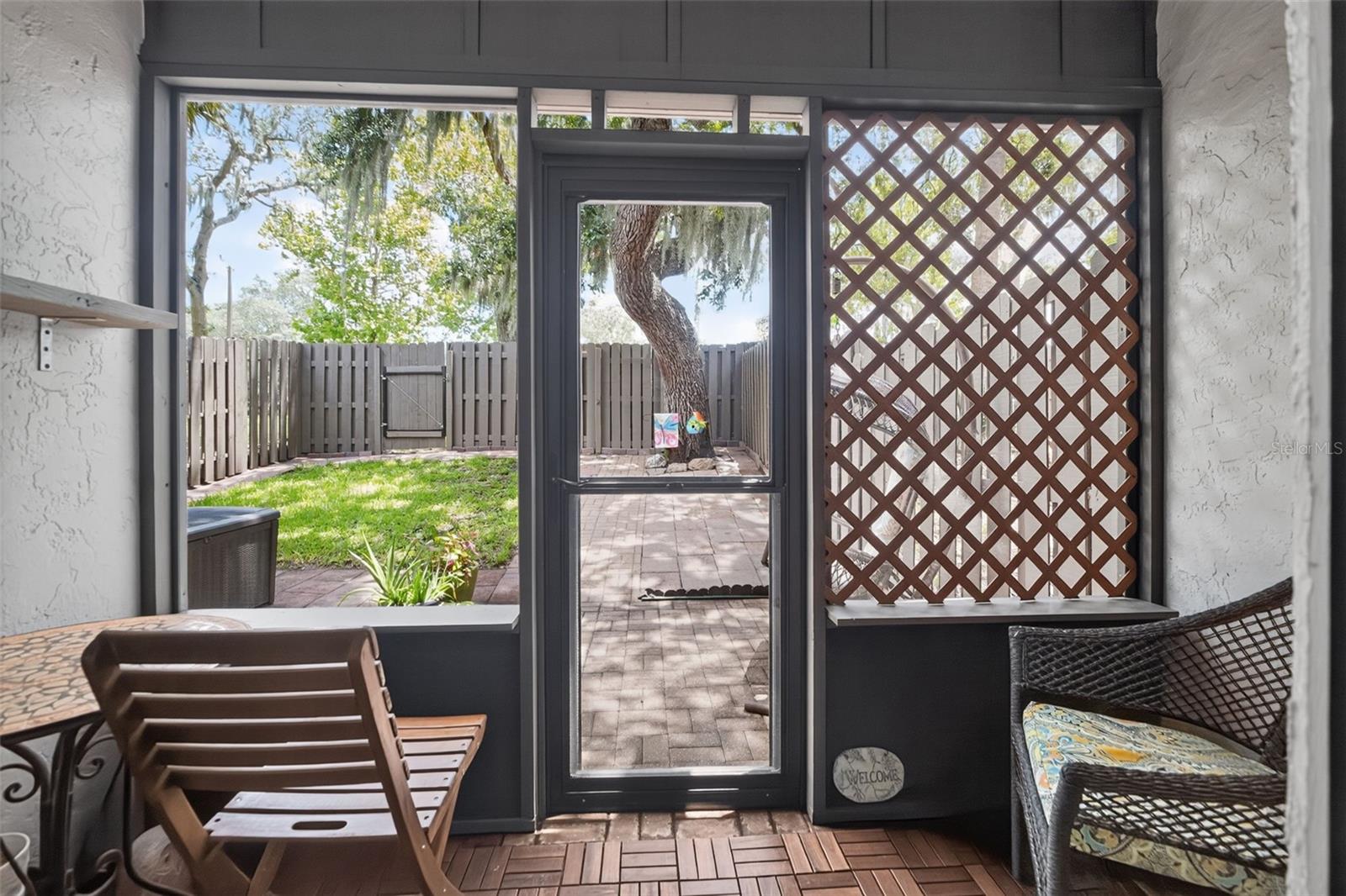2768 - THE TRAILS - RACQUET CLUB VILLAS - Residential