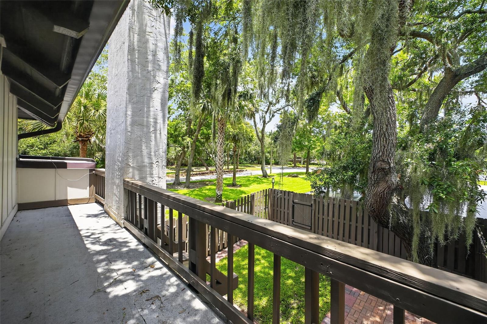 2768 - THE TRAILS - RACQUET CLUB VILLAS - Residential