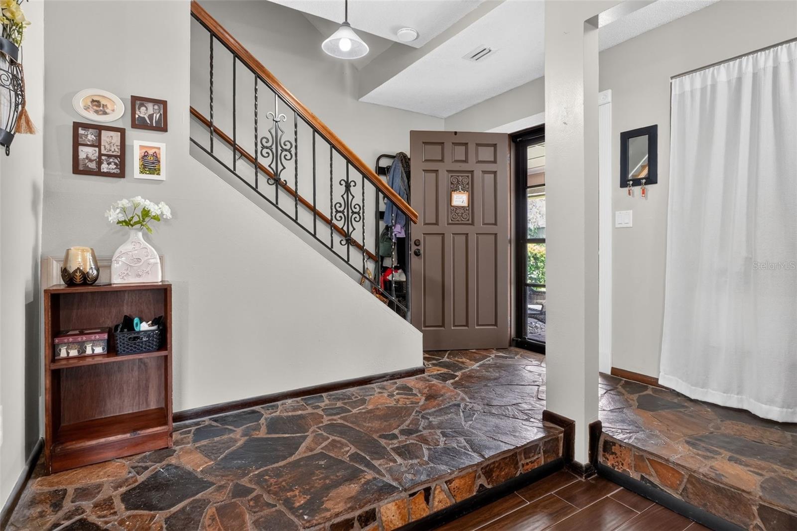 2768 - THE TRAILS - RACQUET CLUB VILLAS - Residential