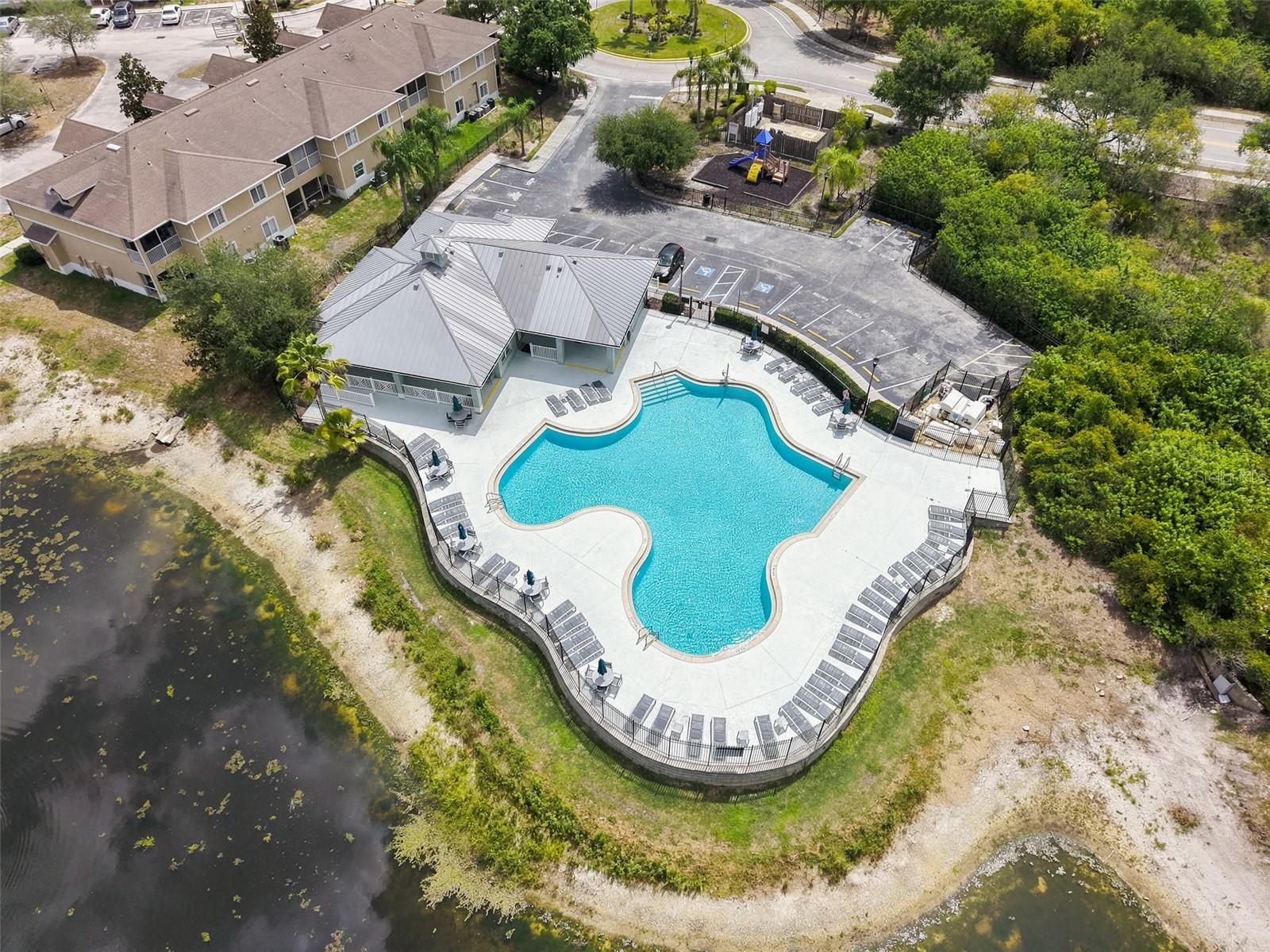 VILLAGES OF BLOOMINGDALE CONDO - Residential Lease