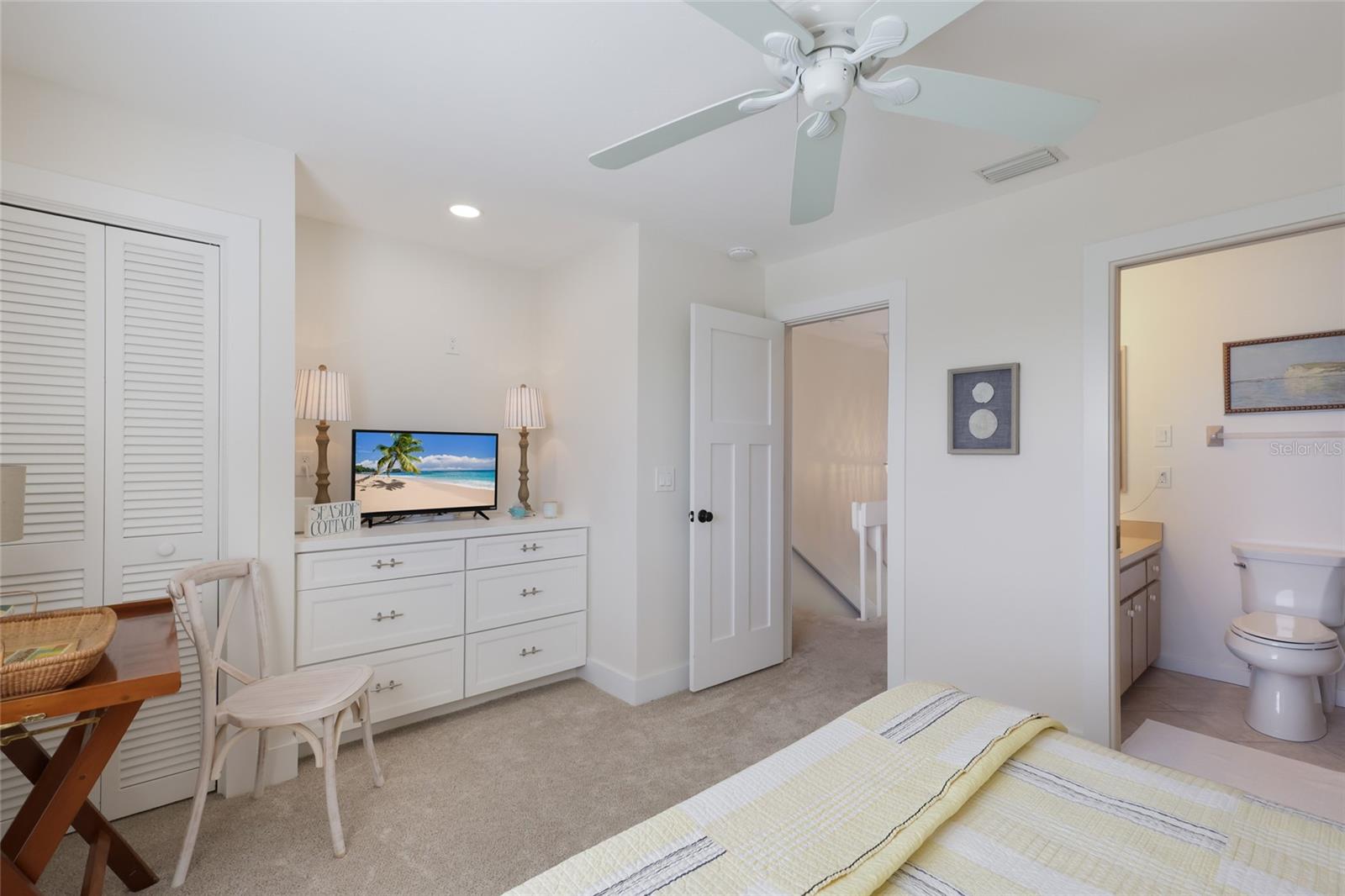 SUNDOWN COLONY - Residential