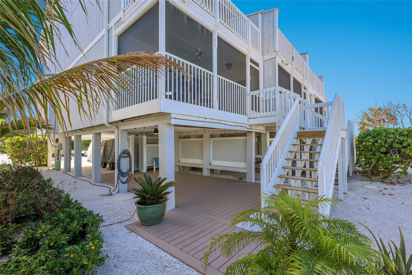 SUNDOWN COLONY - Residential