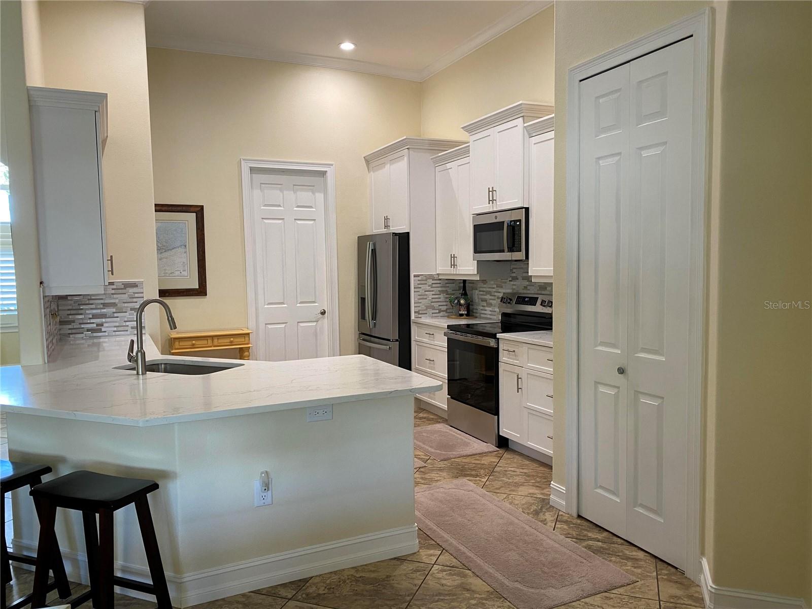 ROTONDA WEST PINE VALLEY - Residential