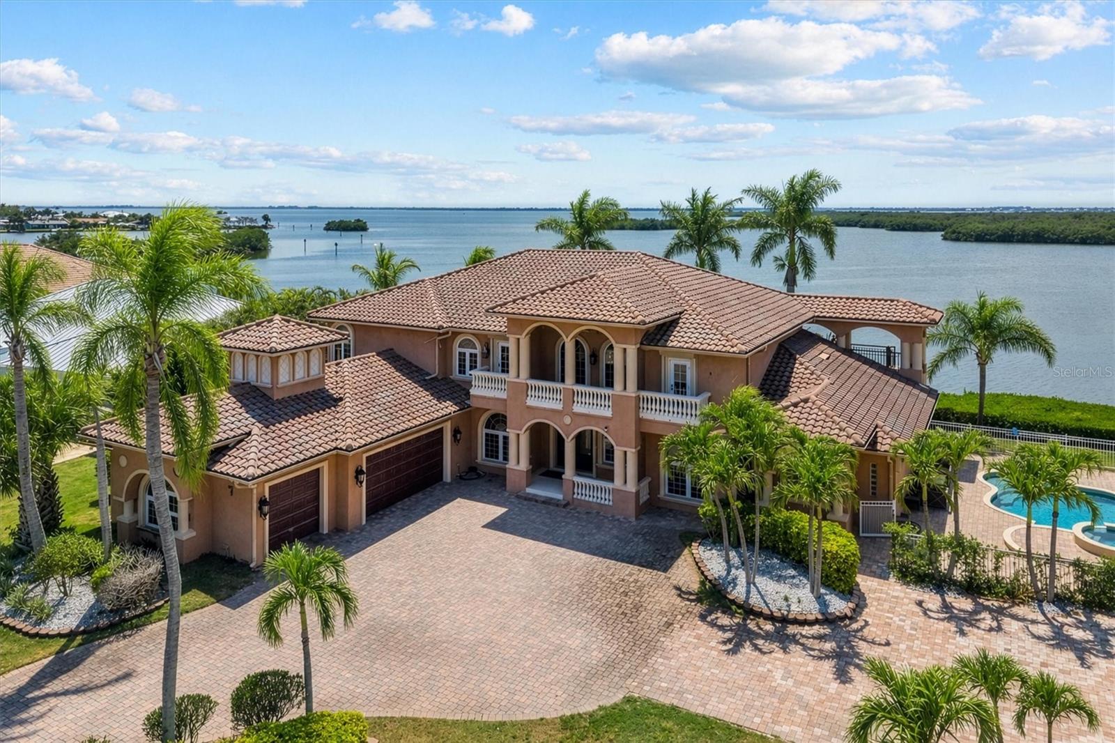SUNSET COVE - Residential