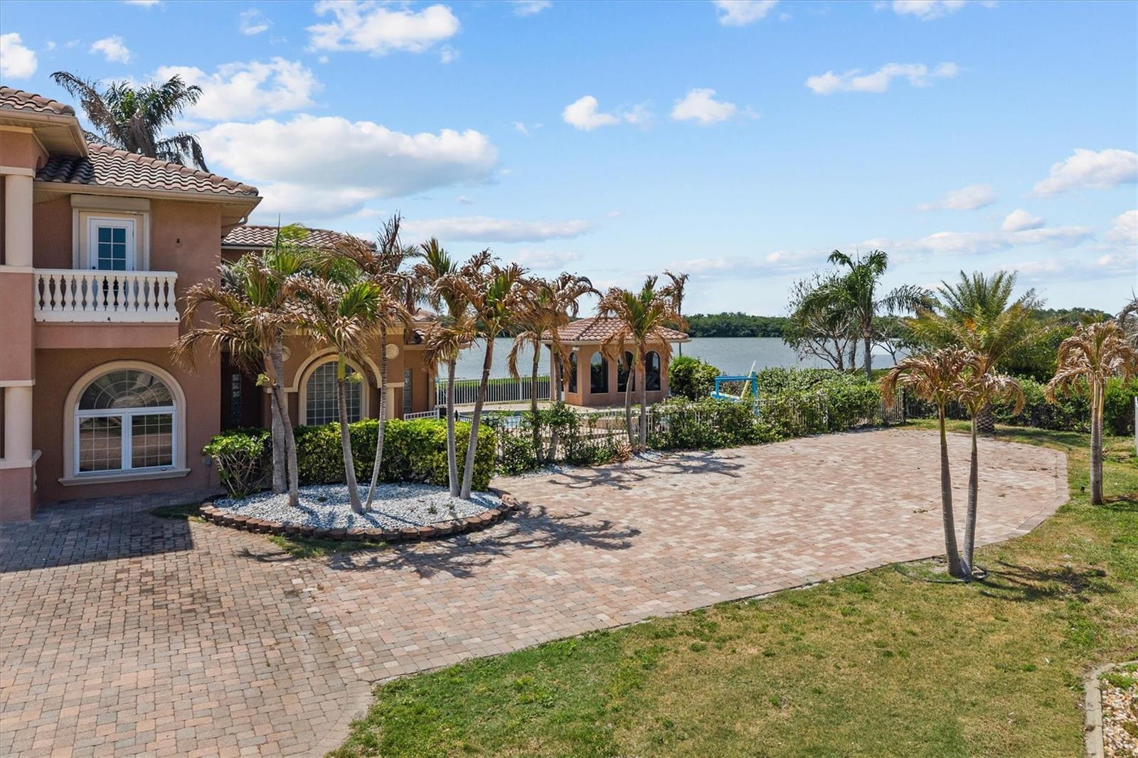 SUNSET COVE - Residential
