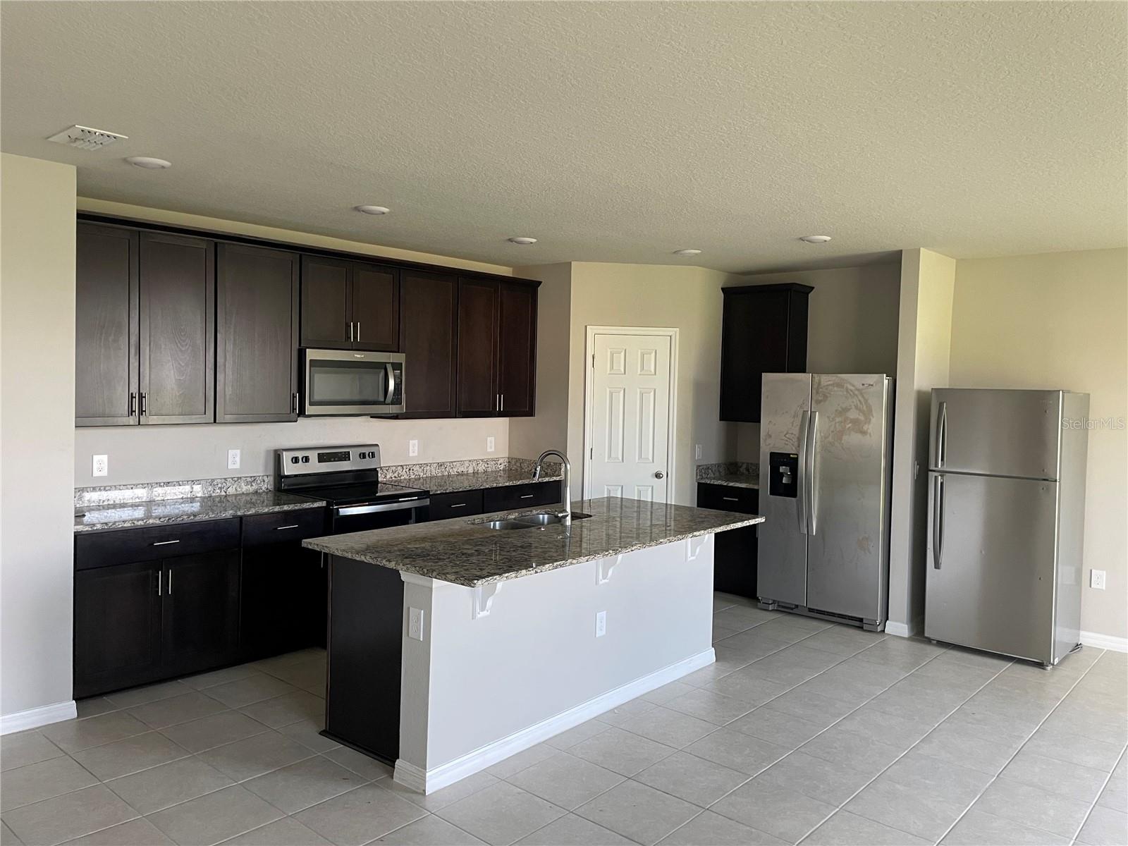 HAMMOCK RESERVE PH 1 - Residential Lease