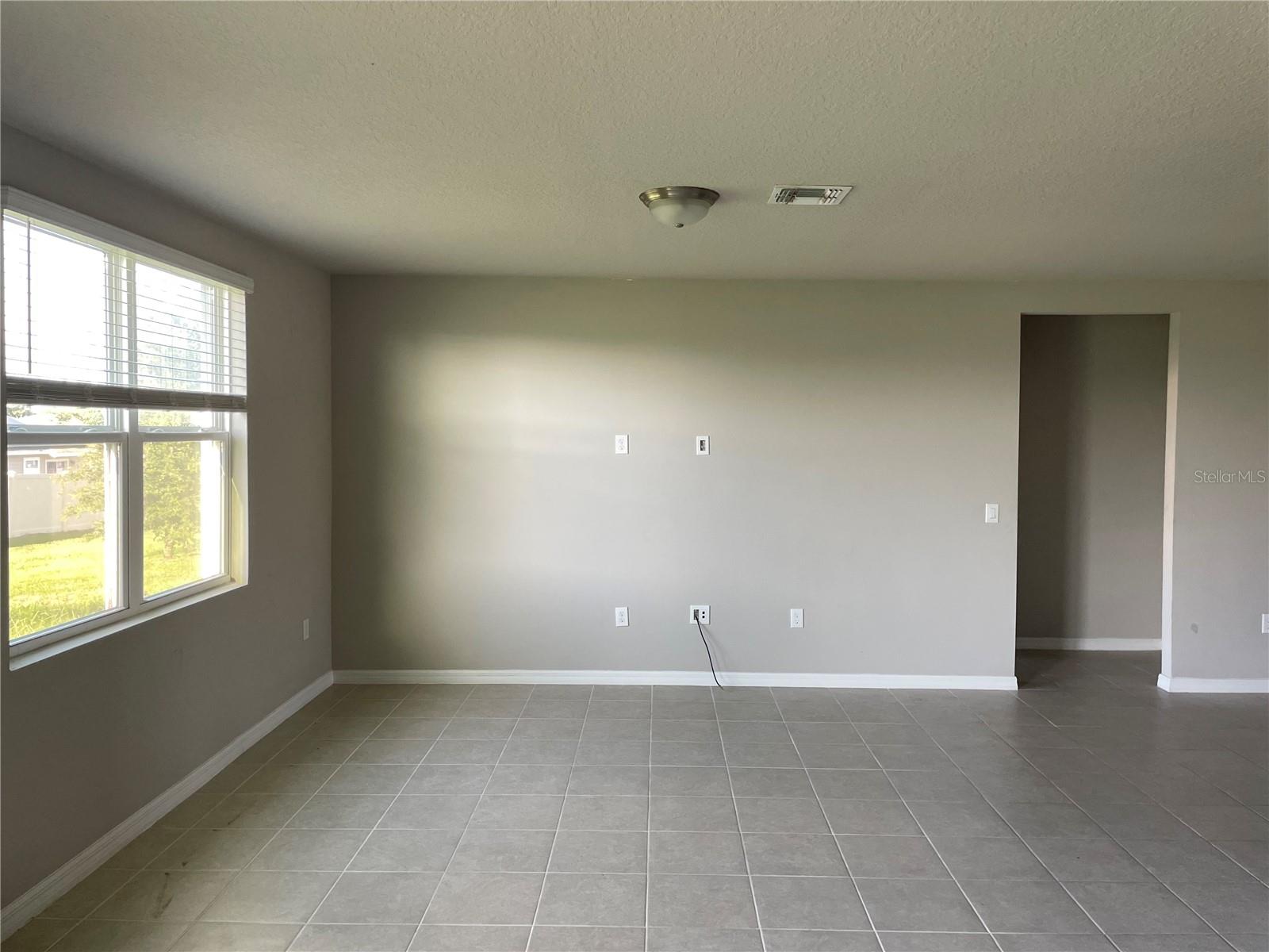 HAMMOCK RESERVE PH 1 - Residential Lease