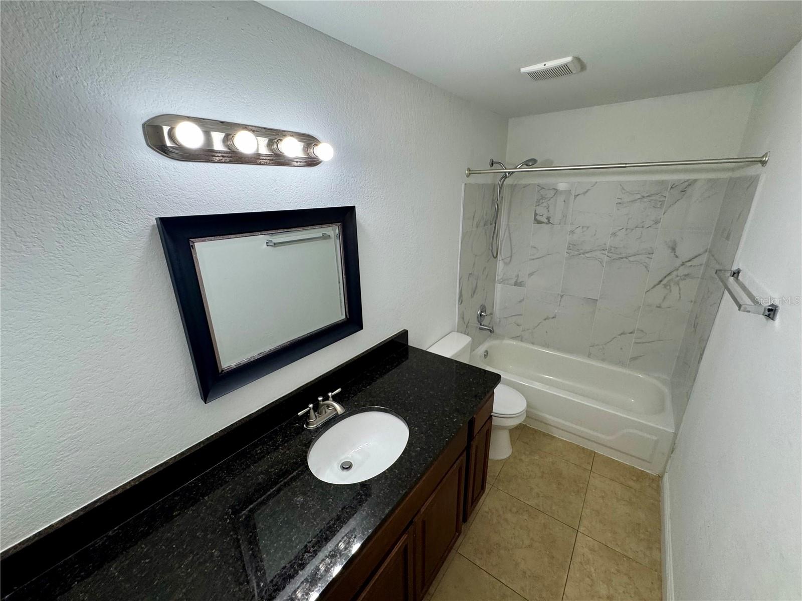 REGENCY GARDENS - Residential