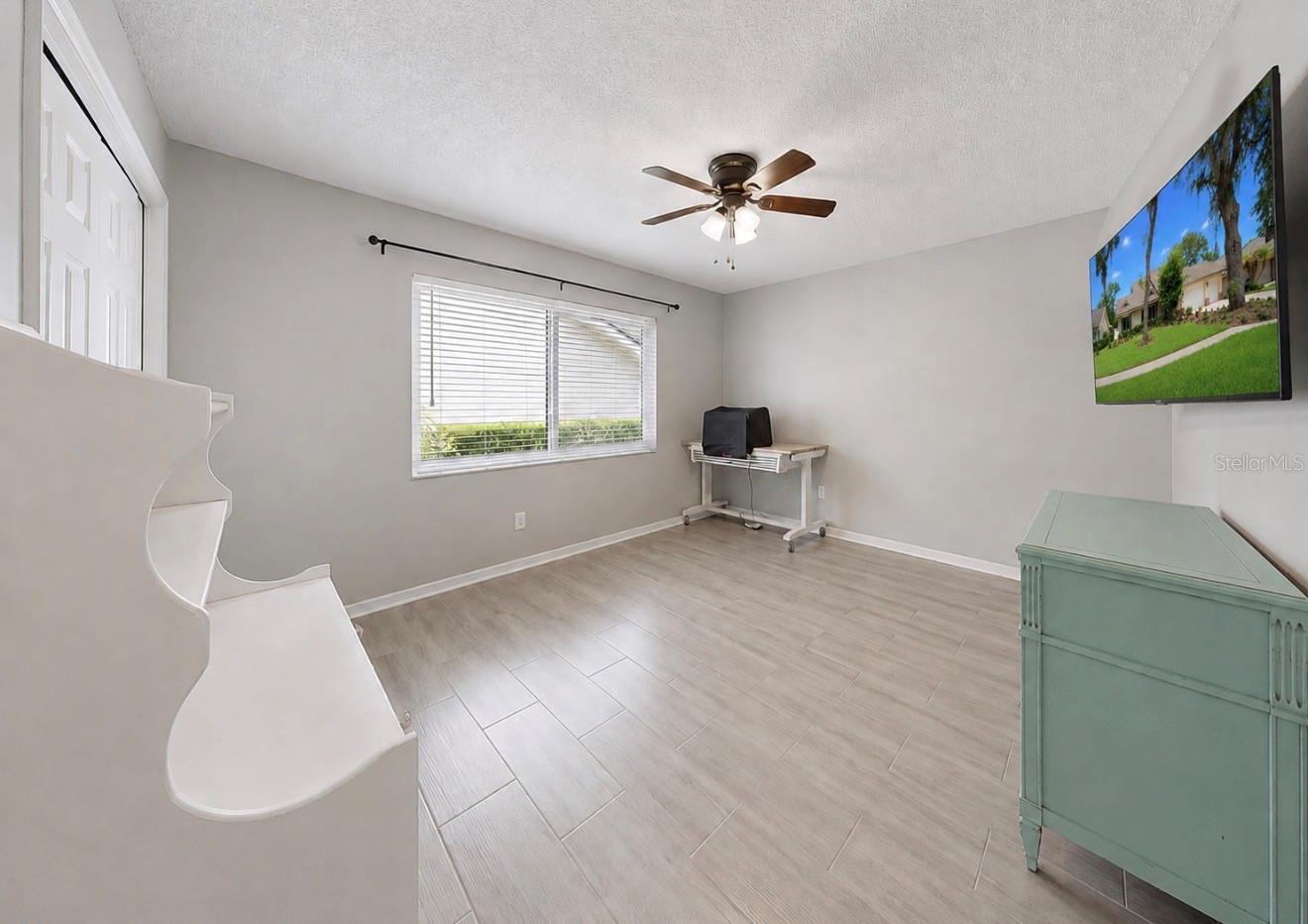 MASON OAKS - Residential