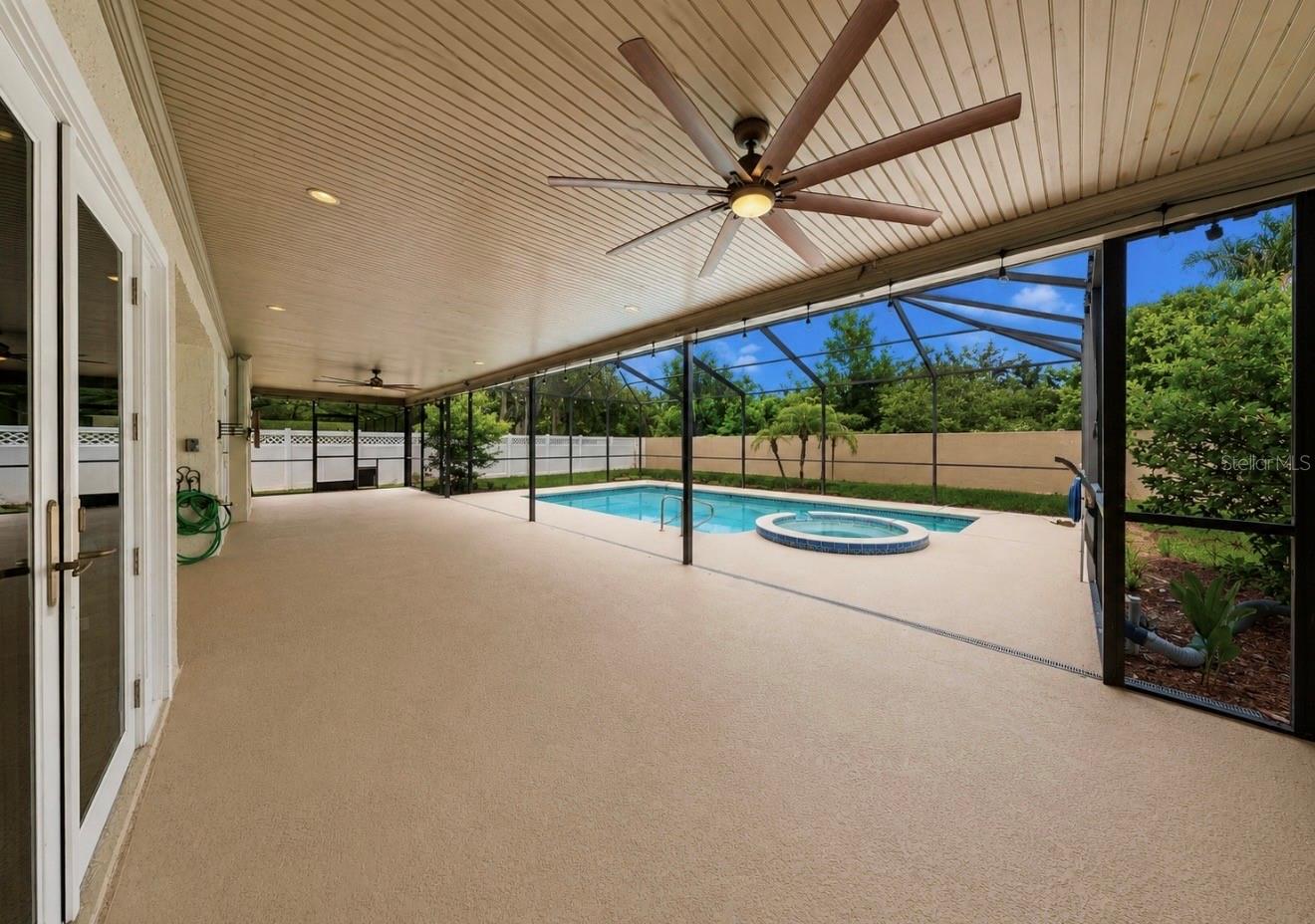 MASON OAKS - Residential