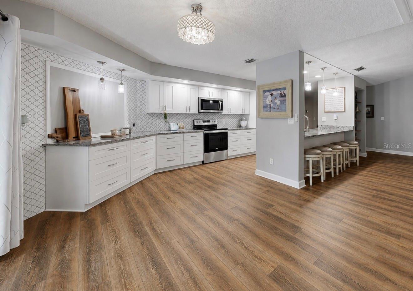 MASON OAKS - Residential