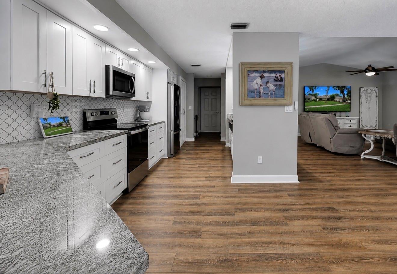 MASON OAKS - Residential