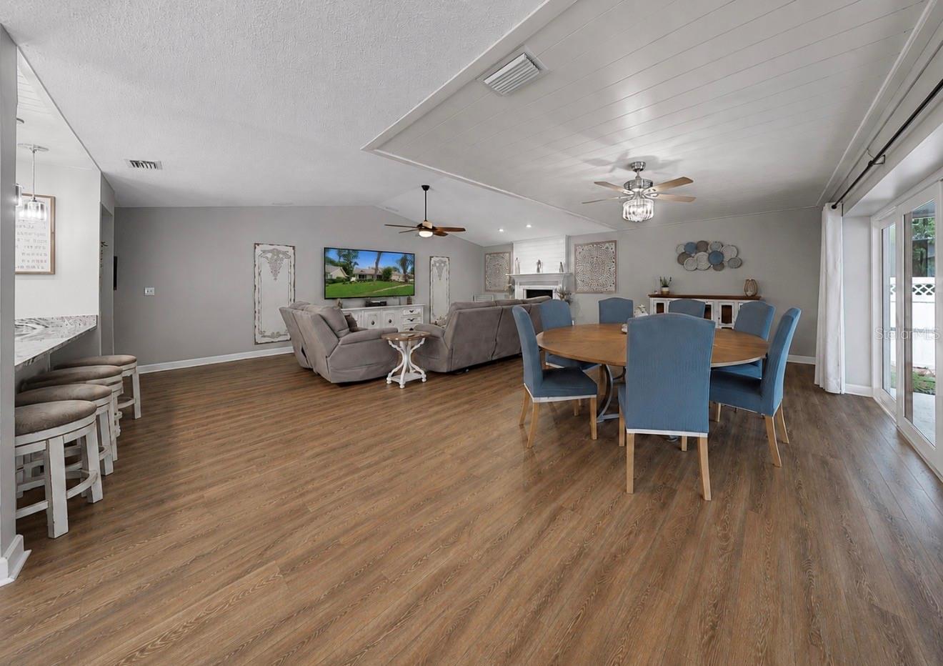 MASON OAKS - Residential