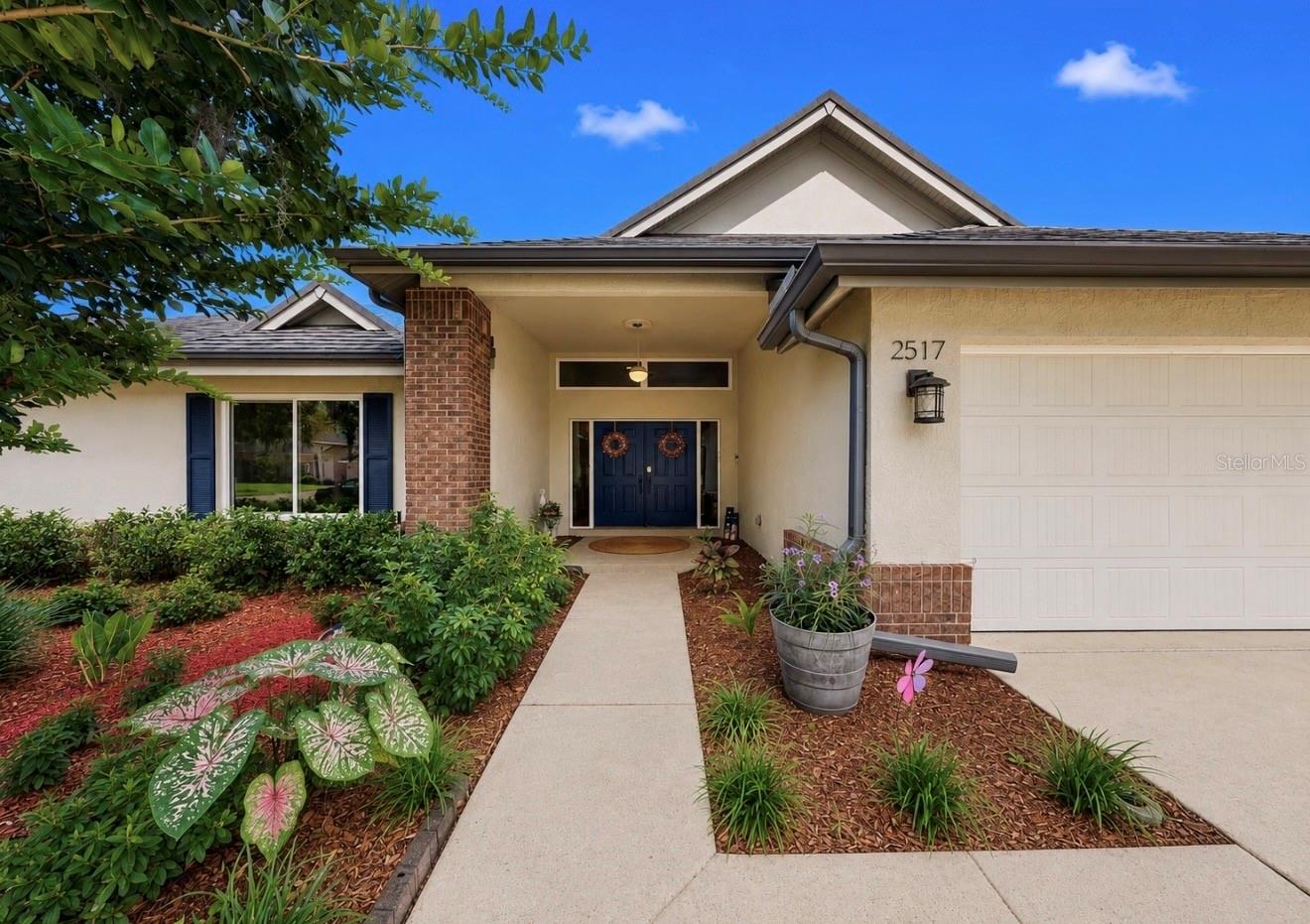 MASON OAKS - Residential